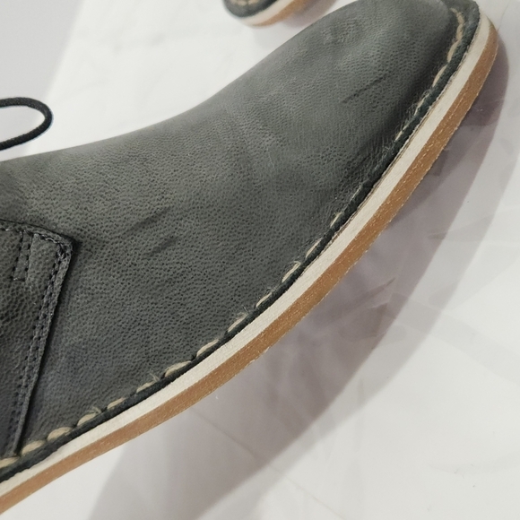 Barney’s New York Men\'s Gray Leather Low Chukka Boots Size 11 Made in Italy main image 11